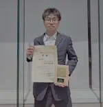 青山高士研究員が腐食防食学会で進歩賞を受賞しました